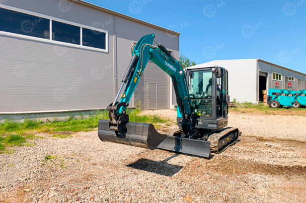 Мини-экскаватор Sunward SWE35UF прямой ковш. Фото 3