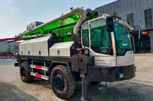 Самоходный бетононасос YUGONG HL6026 4WD. Фото 1