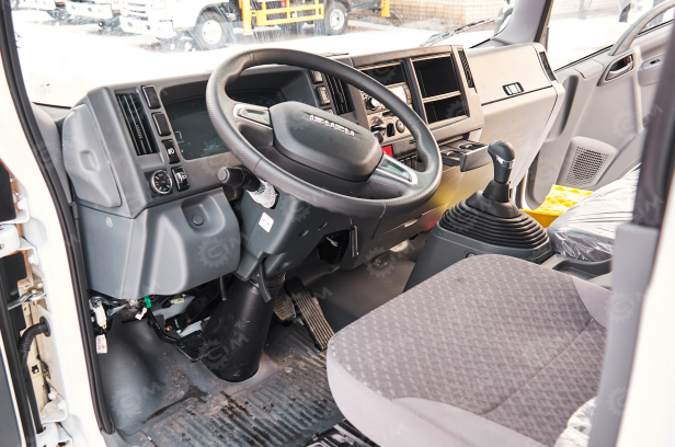 Автовышка WANBANG GKS30.5 на шасси ISUZU 4Х2 дв 139kw высота подъёма 30,5м гп люльки 400кг. Фото 20