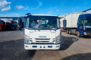 Бортовой грузовик ISUZU 4x4 самосвальный кузов дв 96kw с кму гп 3,5т высота подъема 17м с люлькой, лебедкой гп 3т. Фото 2