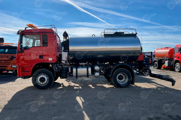 Автогудронатор на базе SHACMAN 4х2 кабина L3000 дв. 245 л.с. цистерна 7м3. Фото 2