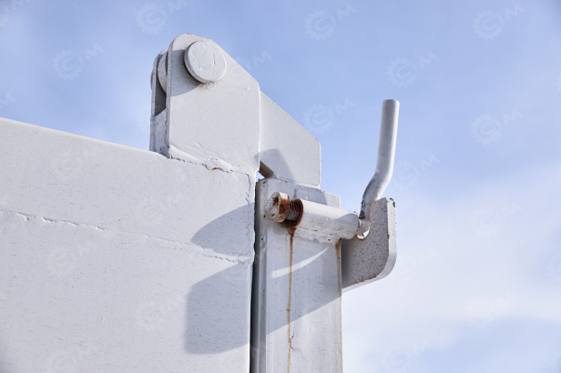 Самосвал ISUZU 4x2 дв 139kw средний подъёмник П-образный кузов гп 6 тонн 2024г.в.. Фото 11