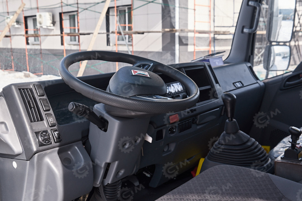 Самосвал ISUZU 4x2 дв 139kw средний подъёмник П-образный кузов гп 6 тонн 2024г.в.. Фото 13