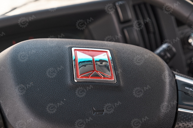 Самосвал ISUZU 4x2 дв 139kw средний подъёмник П-образный кузов гп 6 тонн 2024г.в.. Фото 14