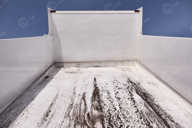 Самосвал ISUZU 4x2 дв 139kw средний подъёмник П-образный кузов гп 6 тонн 2024г.в.. Фото 21