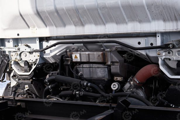 Самосвал ISUZU 4x2 дв 139kw средний подъёмник П-образный кузов гп 6 тонн 2024г.в.. Фото 22