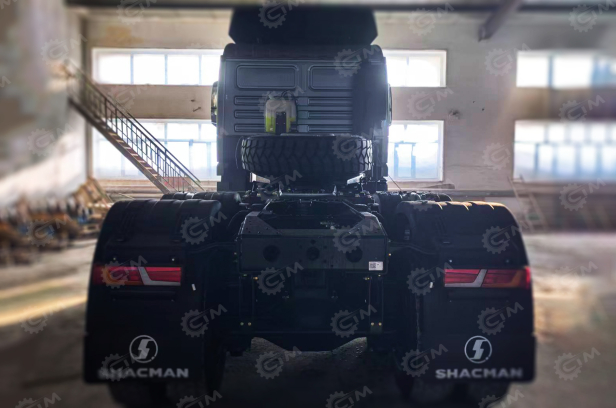Тягач SHACMAN 6×6 SX425863385 двускат кабина X5000, двигатель WP13.550E501. Фото 3