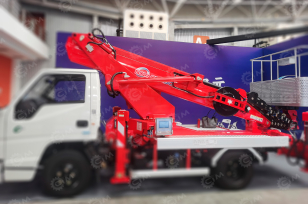 Автовышка NOVAS320 на шасси ISUZU 4Х2 дв 139kw высота подъёма 32м. Фото 1