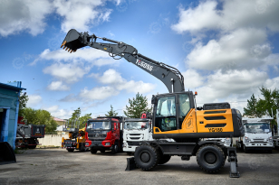 Экскаватор колесный YUGONG YG180 с подъемом кабины, лесозахват. Фото 16