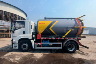 Илосос на шасси ISUZU 4x4 дв 151kw бочка 10м3 насос Jurop DL250. Фото 1