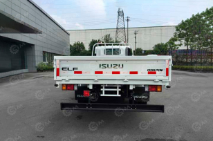 Бортовой грузовик ISUZU 4x4 дв 139kw кузов 5168х2300х450 со спальником. Фото 2