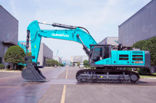 Экскаватор гусеничный SUNWARD SWE700F. Фото 2