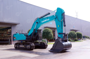 Экскаватор гусеничный SUNWARD SWE700F. Фото 1