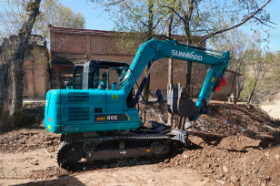 Экскаватор гусеничный SUNWARD SWE80E-5. Фото 3