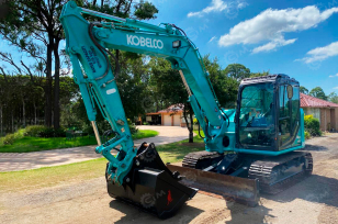 Экскаватор гусеничный KOBELCO SK85-11 ковш 0,4м3. Фото 1