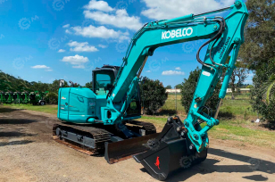 Экскаватор гусеничный KOBELCO SK85-11 ковш 0,4м3. Фото 2