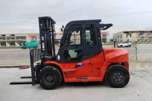 Вилочный погрузчик Heli CPСD70-QC1K2 дизельный гп 7т высота подъема 4,5м, отопитель кабины, АКПП, вилы 1520мм, 2 секции. Фото 3