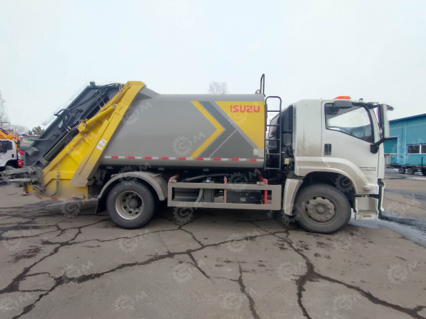Мусоровоз на шасси ISUZU 4x2 дв 151Kw гп 9 т, объем 10м3. Фото 18
