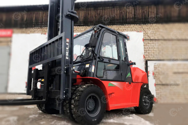 Вилочный погрузчик Heli CPСD70-QC1K2 дизельный гп 7т высота подъема 7м с кабиной, печкой. Фото 2