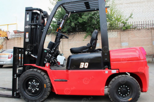 Вилочный погрузчик Hangcha CPCD30-AG67 дв 36kw гп 3т, высота подъема 3м, с кабиной, отопитель. Фото 2