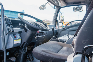 Мусоровоз на шасси ISUZU 4x2 дв 151Kw гп 9 т, объем 10м3. Фото 3