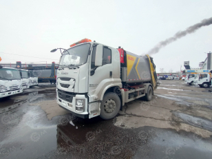Мусоровоз на шасси ISUZU 4x2 дв 151Kw гп 9 т, объем 10м3. Фото 16