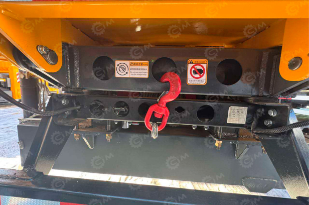 Бортовой грузовик ISUZU 4x4 самосвальный кузов дв 96kw KV600 с кму гп 3,5т высота подъема 17м с люлькой, лебедкой гп 3т. Фото 2