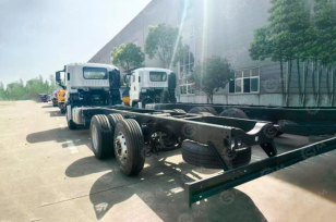 Фургон рефрижератор на шасси ISUZU 6x2 дв 221kw гп 12 тонн (фургон 9100х2400х2500) холодильная установка Carrier Citimax C1100. Фото 3