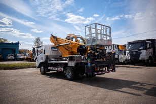 Автовышка VIGRUS GKS36 на шасси ISUZU 4Х2 дв 139kw высота подъёма 36м гп корзины 400кг. Фото 1