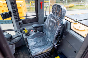 Фронтальный погрузчик Foton LOVOL FL976K ковш 4,5м3, евро 3, джойстик, кондиционер. Фото 3