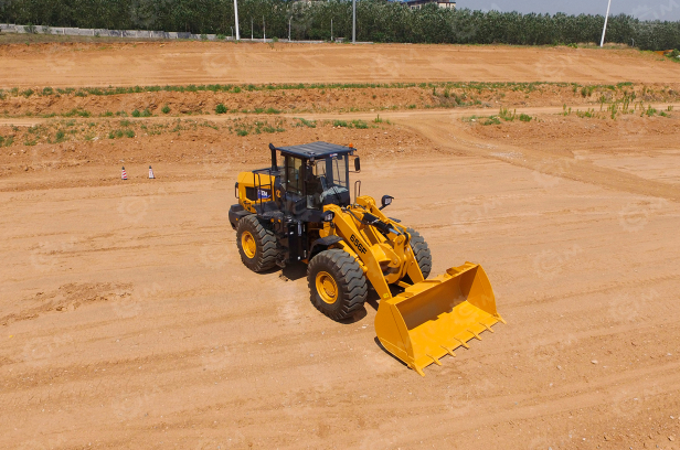 Фронтальный погрузчик Shandong SEM 656F джойстик, ковш 3м3, кондиционер. Фото 2