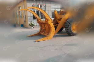 Лесозахват на фронтальный погрузчик Shandong SEM 636D. Фото 2