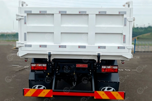 Самосвал ISUZU 4x2 дв 118kw средний подъёмник гп 7 тонн. Фото 2