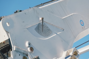 Бортовой грузовик ISUZU 4x2 самосвальный кузов дв 96kw гп 3,5т с кму гп 3,5т 6 секций высота подъема 17м с люлькой с лебедкой. Фото 14