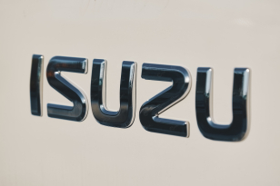 Бортовой грузовик ISUZU 4x2 самосвальный кузов дв 96kw гп 3,5т с кму гп 3,5т 6 секций высота подъема 17м с люлькой с лебедкой. Фото 16