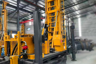 Буровая установка Shandong Zhengyuan SL750 глубина бурения 750м, для бурения скважин для воды, дв Cummins 154kw, поворотный узел Danfoss, ходовой узел Linde. Фото 4