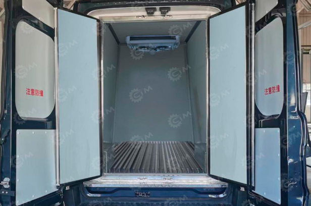 Фургон рефрижератор Ford Transit T8 дв 128 kw (фургон 3000×1650×1835) холодильная установка Carrier C350. Фото 2