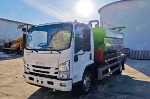 Илосос с размывом (каналопромывочная машина) на шасси ISUZU 4x2 дв 139kw бочка для сточных вод 4м³ чистой воды 2 м³ насос SK-12. Фото 2