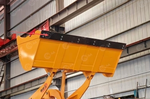 Нож для ковша 1,2 м3 фронтального погрузчика YUGONG ZL20. Фото 1