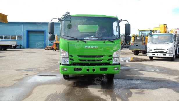 Илосос на шасси ISUZU 4x2 дв 96kw объем бочки 4,5м3 насос Weilong 50QZXDH-687000 68л/сек. Фото 3