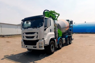 Автобетоносмеситель на шасси ISUZU 8x4 дв 309 Kw, бочка 9м3 с распределительной стрелой 29м и насосом, установка фирмы XANJER. Фото 1