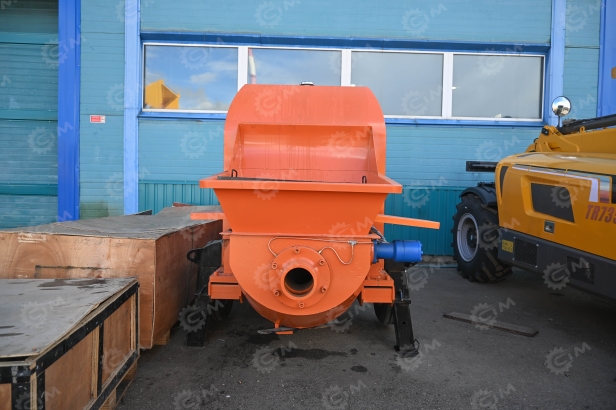 Бетононасос  HBT30, дизельный двигатель 150л.с., труба 100м. Фото 2