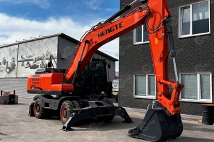 Колесный экскаватор HENGTE HT215W ковш 1м3, масса 22180кг. Фото 1
