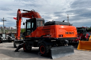 Колесный экскаватор HENGTE HT215W ковш 1м3, масса 22180кг. Фото 5
