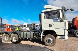 Тягач SHACMAN 6×6 SX42586V385 двускат 2024г. Фото 2