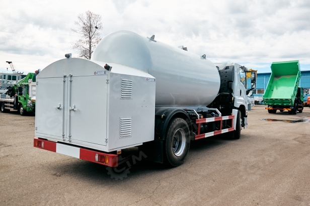 Газовоз на шасси ISUZU 4х2 дв 151kw цистерна 10м3 для перевозки сжиженного газа (газовоз 10м3) насос, счетчик, заправочный пистолет, шланг 40м, механический расходомер. Фото 7