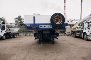 Полуприцеп трал LUXUDA LZC9404TDP 4 оси, пневмоподвеска, ленивая передняя ось, 42,3 тонны, 16.5*2.55 с уширителями до 3м, гидравлические сходни. Фото 2