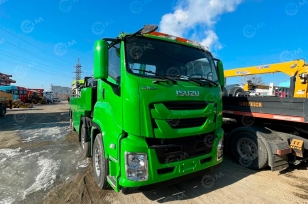 Тяжелый эвакуатор ISUZU 8x4 дв 338Kw гп крана 30 т. Фото 1