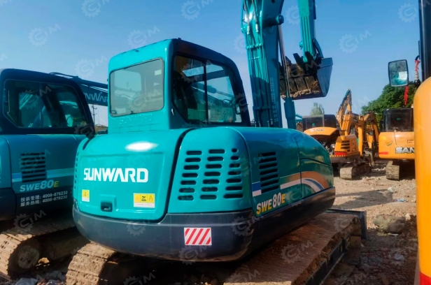 Экскаватор гусеничный SUNWARD SWE80E-5 с харвестером. Фото 5