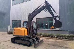 Экскаватор гусеничный YUGONG YG60 (JIAHE JH8065) с болотоходными гусеницами, ширина башмака 800 мм. Фото 1